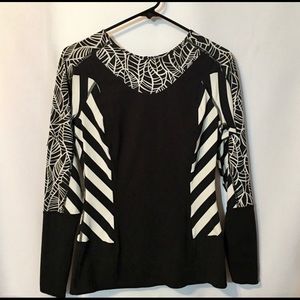 Zipper back lululemon long sleeve athletic top s10